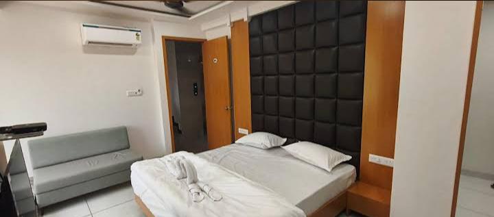 Guest room 9 at Rameshwaram Devasthanam Rest House